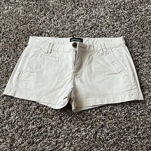 NWOT Express Low-Rise Shortie (00) Khaki (2 available)
